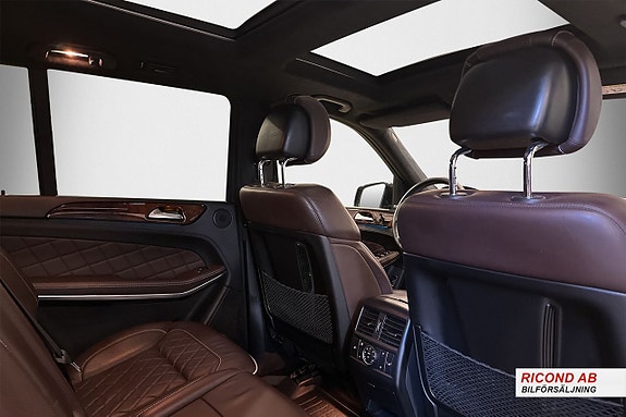 Mercedes-Benz GL500 17 of 24