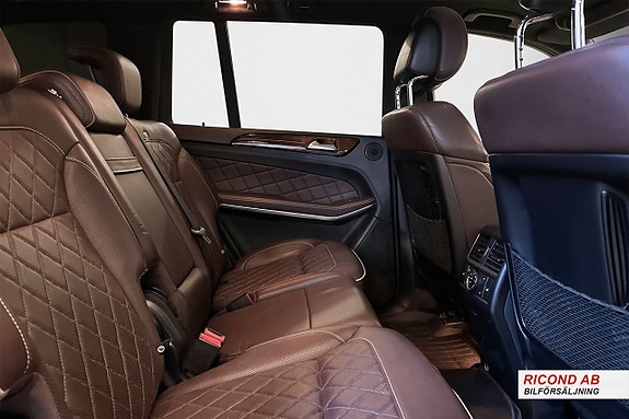 Mercedes-Benz GL500 16 of 24