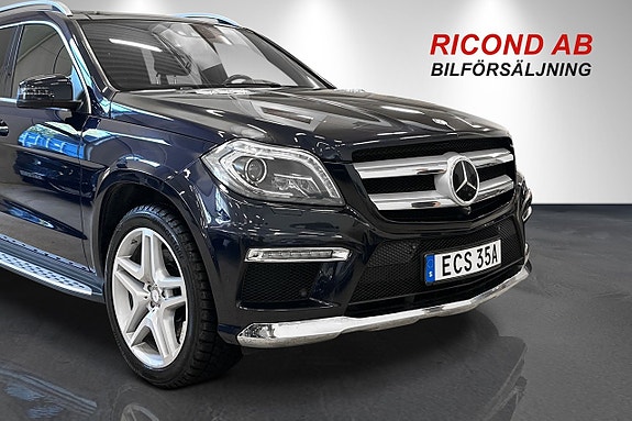 Mercedes-Benz GL500 10 of 24