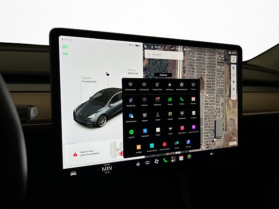 Tesla Model Y 29 of 30