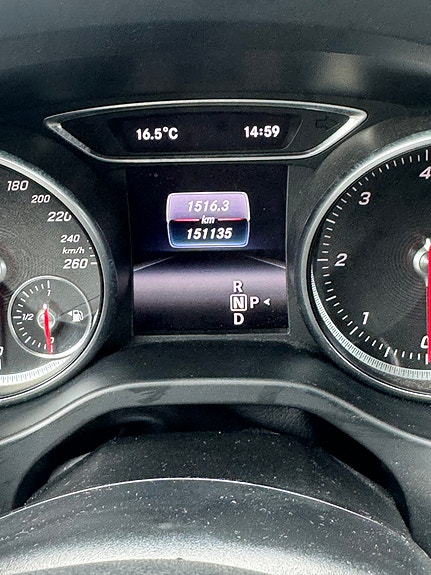 Mercedes-Benz CLA200 d 6 of 6