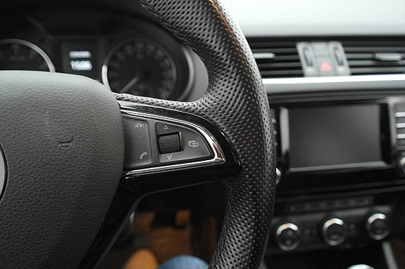 Skoda Octavia 12 of 24