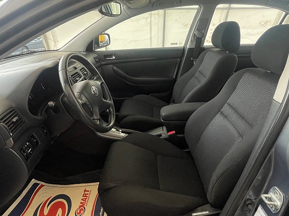 Toyota Avensis 5 of 22
