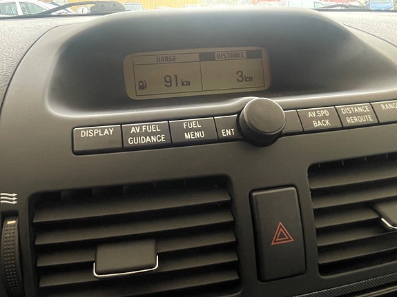 Toyota Avensis 19 of 22