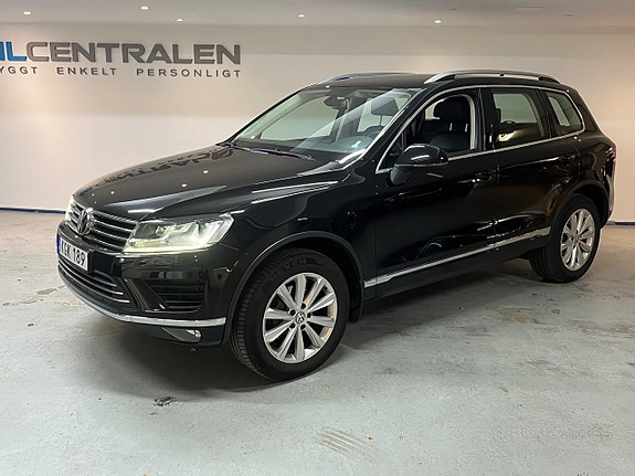 Volkswagen Touareg 2 of 18