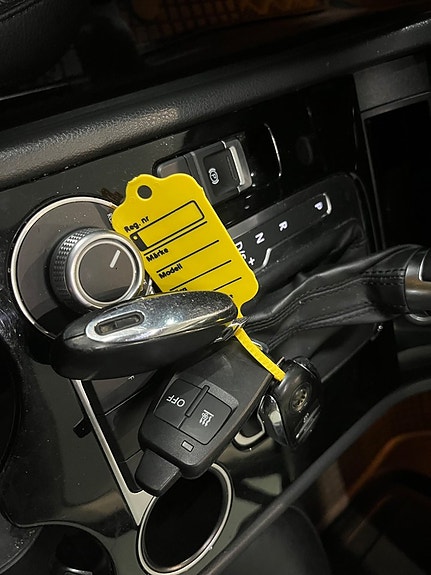 Volkswagen Touareg 18 of 18