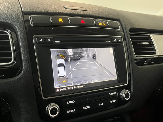 Volkswagen Touareg 9 of 18