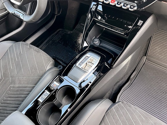 Peugeot 2008 10 of 15