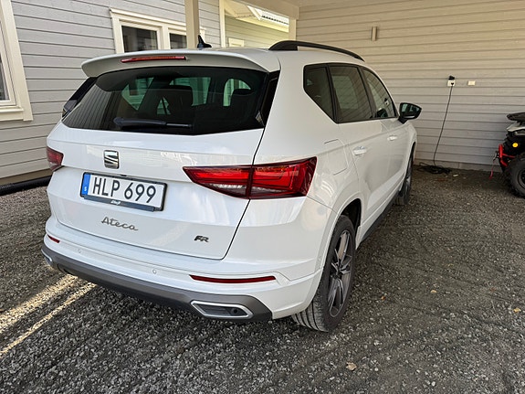 Seat Ateca 2 of 4