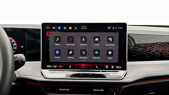 Volkswagen Passat 9 of 19