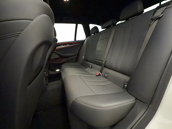BMW 520d 28 of 30