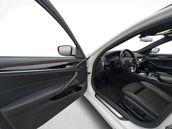 BMW 520d 11 of 30