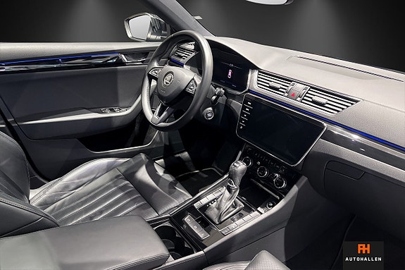 Skoda Superb 28 of 29