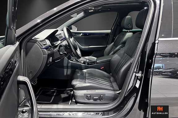 Skoda Superb 9 of 29