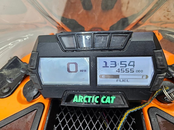 Arctic-cat Cat XF 6000 6 of 6