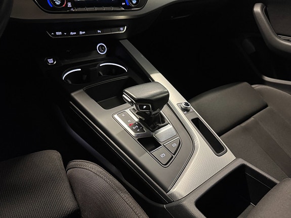 Audi A4 10 of 19
