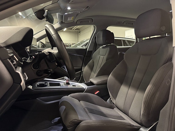 Audi A4 15 of 19