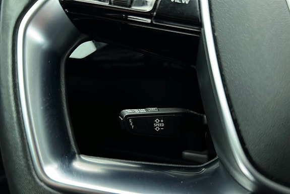 Audi e-tron 20 of 23