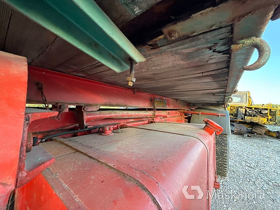 Lastbil Volvo F86 4x2 Tipp 17 of 27