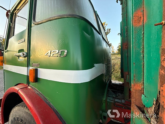 Lastbil Volvo F86 4x2 Tipp 15 of 27