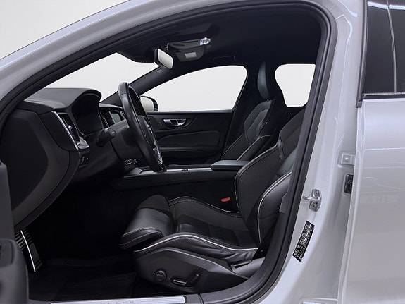 Volvo S60 7 of 17