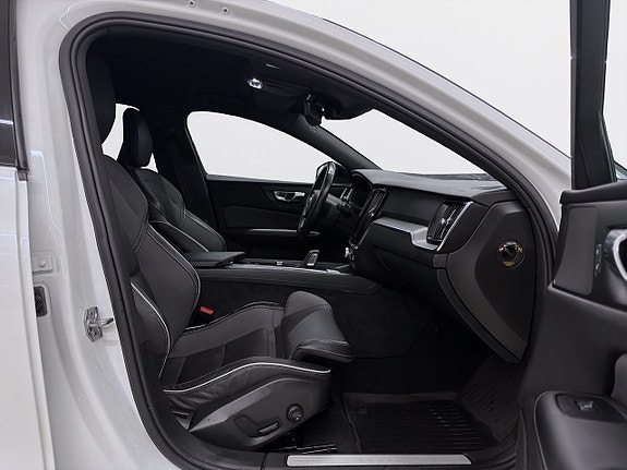 Volvo S60 14 of 17