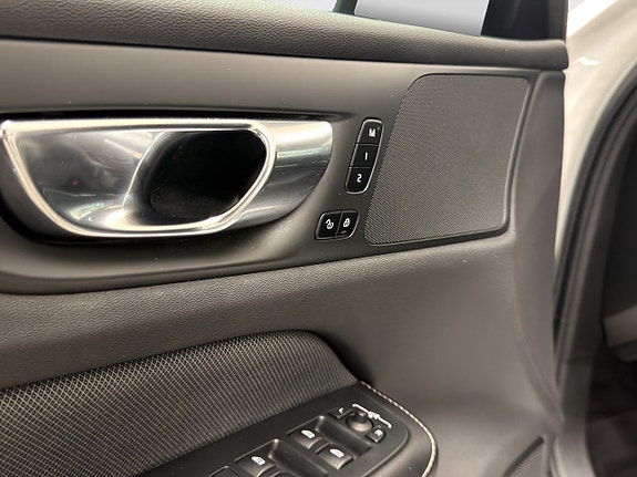 Volvo S60 11 of 17
