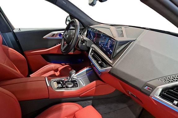 BMW XM 3 of 11