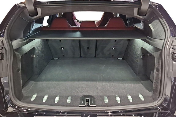 BMW XM 5 of 11