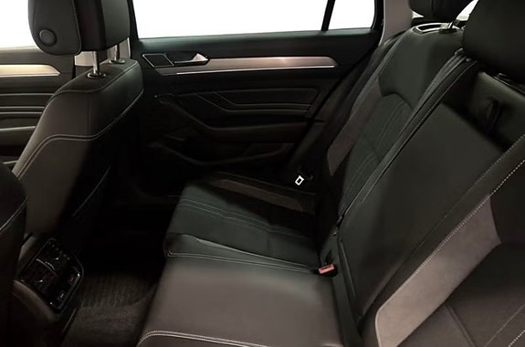 Volkswagen Passat Alltrack 7 of 7