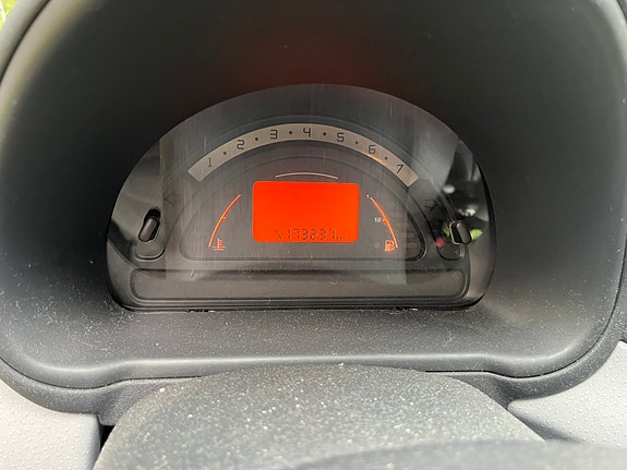 Citroen C3 2 of 3