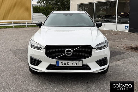 Volvo XC60 3 of 17
