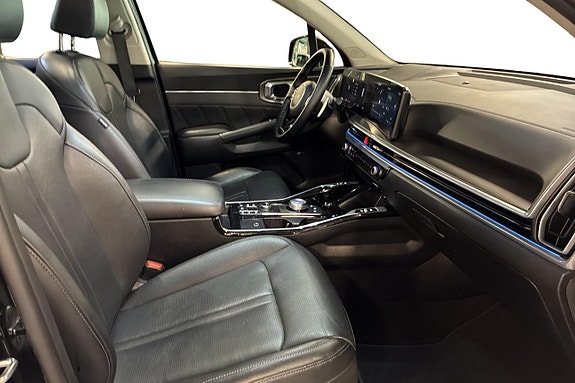 Kia Sorento 14 of 30