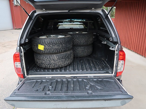Nissan Navara 10 of 14