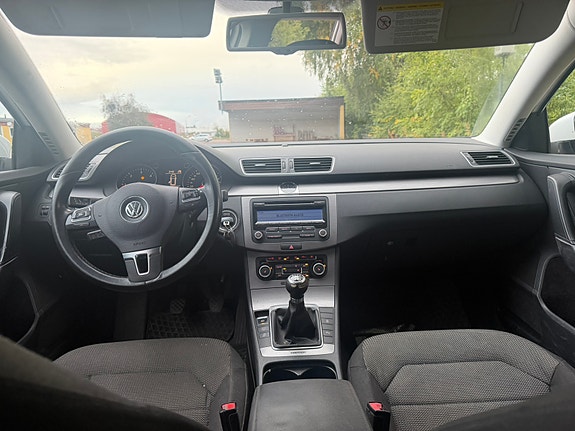 Volkswagen Passat 7 of 7