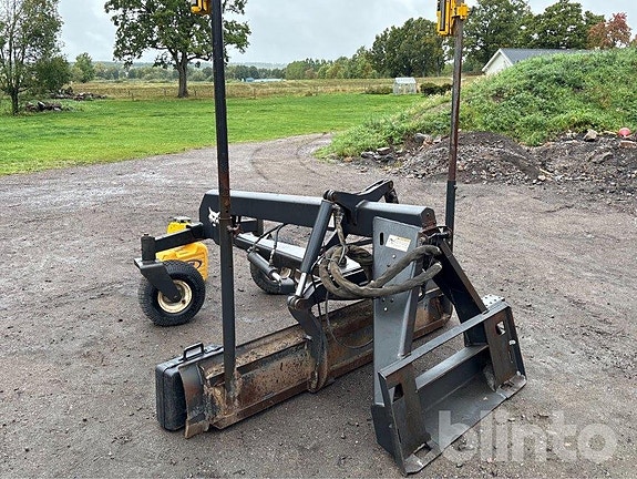 Hyvel med laser  Bobcat Grader 84 5 of 6