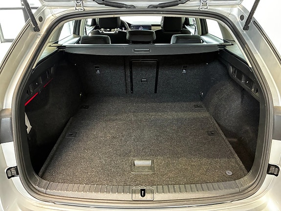 Skoda Octavia 10 of 14