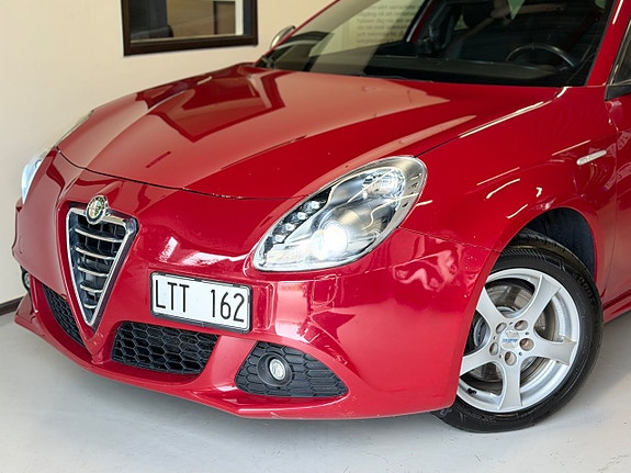 Alfa Romeo Giulietta 8 of 27