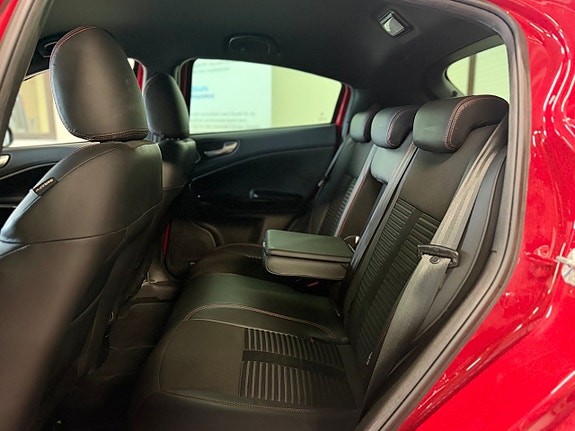 Alfa Romeo Giulietta 17 of 27
