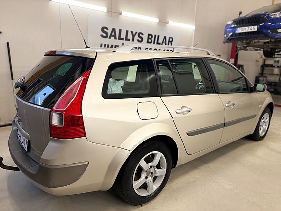 Renault Megane 5 of 16