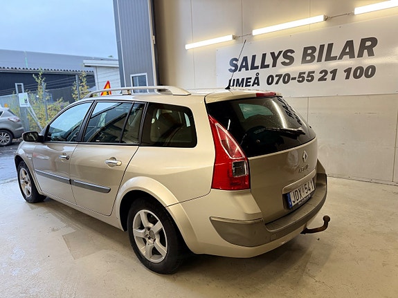Renault Megane 8 of 16