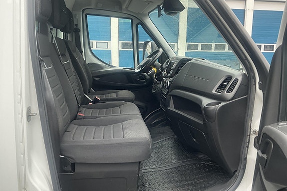 IVECO DAILY 50C18H A8 IVECO DAILY 50C18H A8 10 of 27