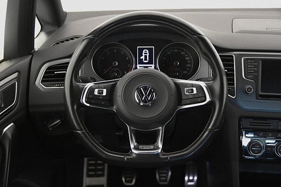 Volkswagen Golf Sportsvan 12 of 20