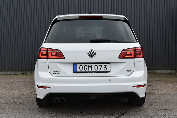 Volkswagen Golf Sportsvan 8 of 20