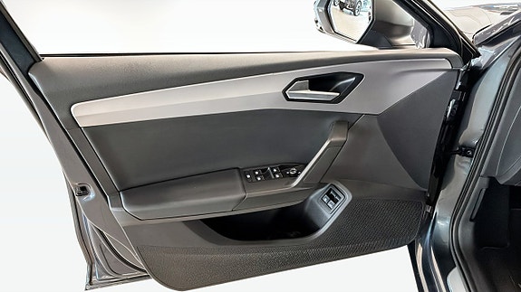 Seat Leon 11 of 17