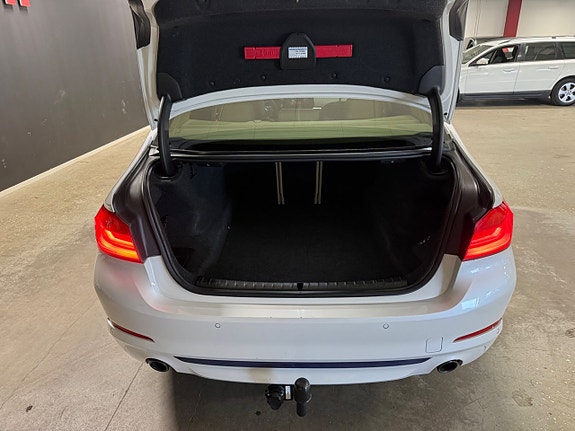 BMW 520d 10 of 30