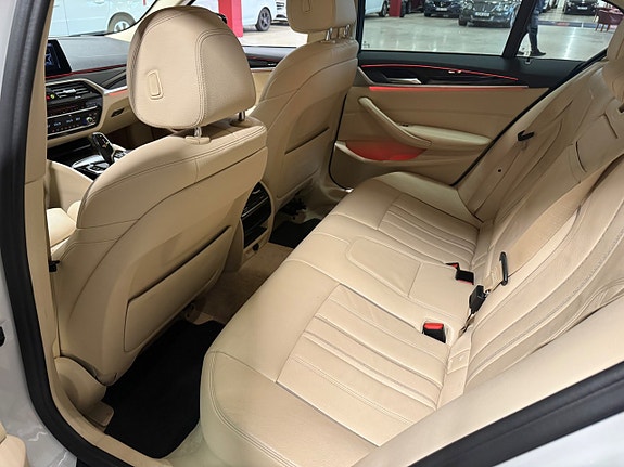 BMW 520d 15 of 30