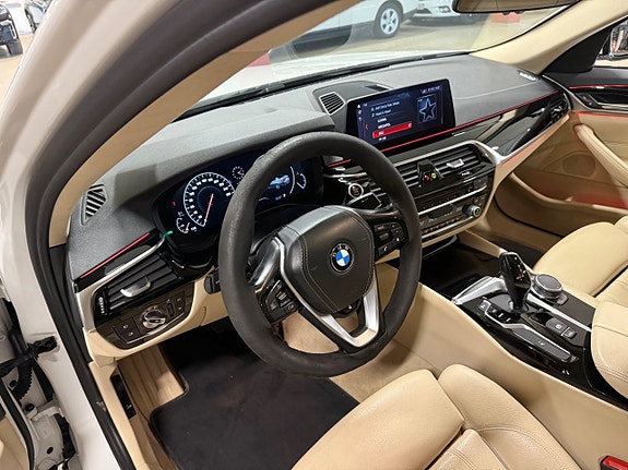 BMW 520d 13 of 30