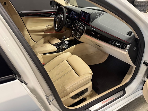BMW 520d 16 of 30
