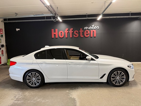 BMW 520d 2 of 30